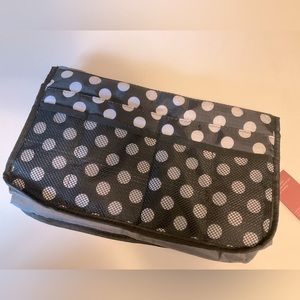 New/w tags! Purse insert! Blk/white polkadot! Perfect for organizing your purse!